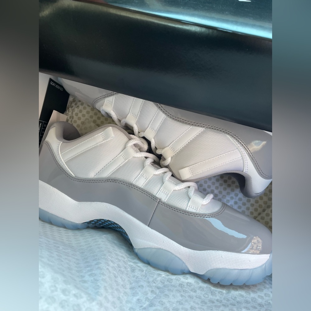 Cement grey 11s